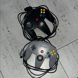 Nintendo 64 Black and Gray Controllers (aftermarket) 👾👾👾
